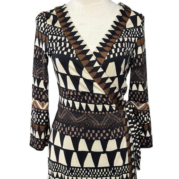 Diane Von Furstenberg Voce Wrap Dress 100% Silk - Picture 3 of 11